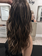 Load image into Gallery viewer, Preorder: Melanie 17” with layers, XL cap with premium Brazilian texture hair