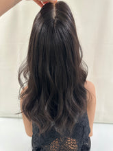 Load image into Gallery viewer, Jessie is a 14" length, small cap made with premium euro quality human hair