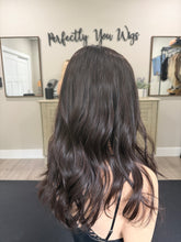 Load image into Gallery viewer, Preorder: Sophia 20”layered length, whopper style topper with premium euro texture hair
