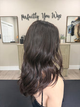 Load image into Gallery viewer, Preorder: Sophia 20”layered length, whopper style topper with premium euro texture hair
