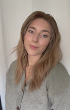 Load and play video in Gallery viewer, Arlie is an 18” layered length, medium cap made with premium Brazilian quality human hair
